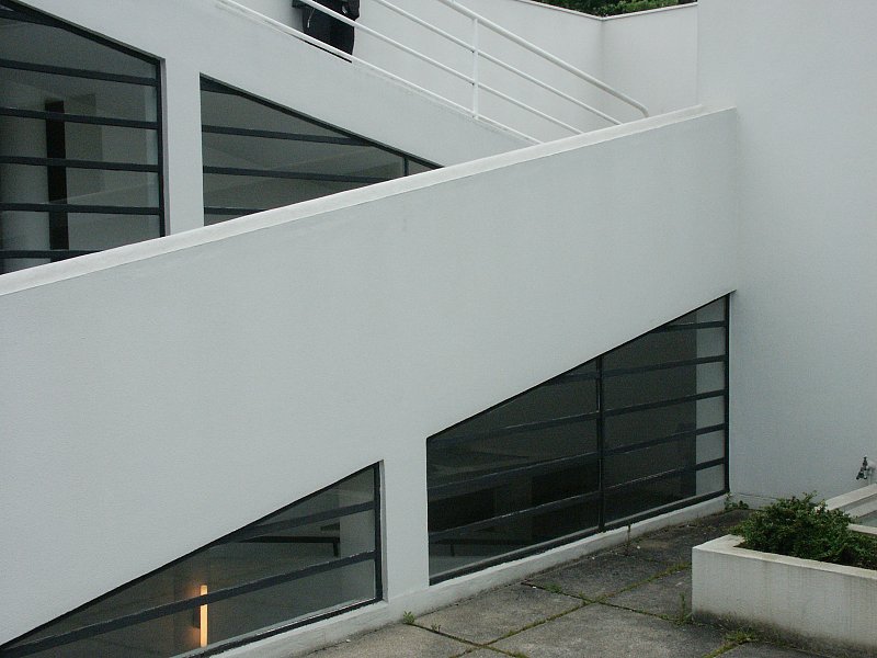 The Building Villa Savoye Le Corbusier